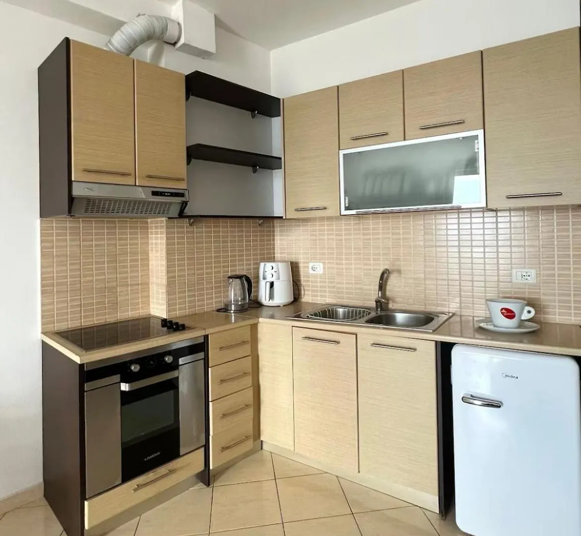Beachfront Apartments Sarande