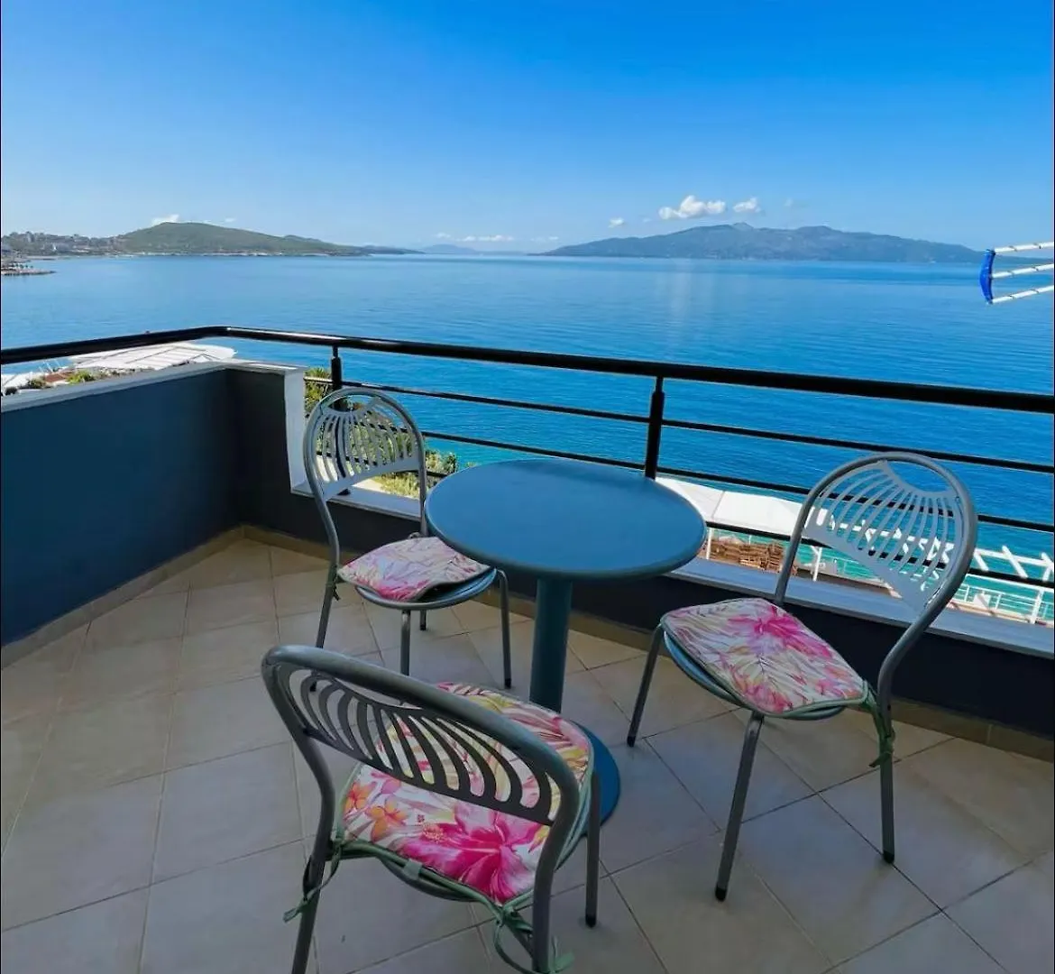 Beachfront Apartments Sarandë