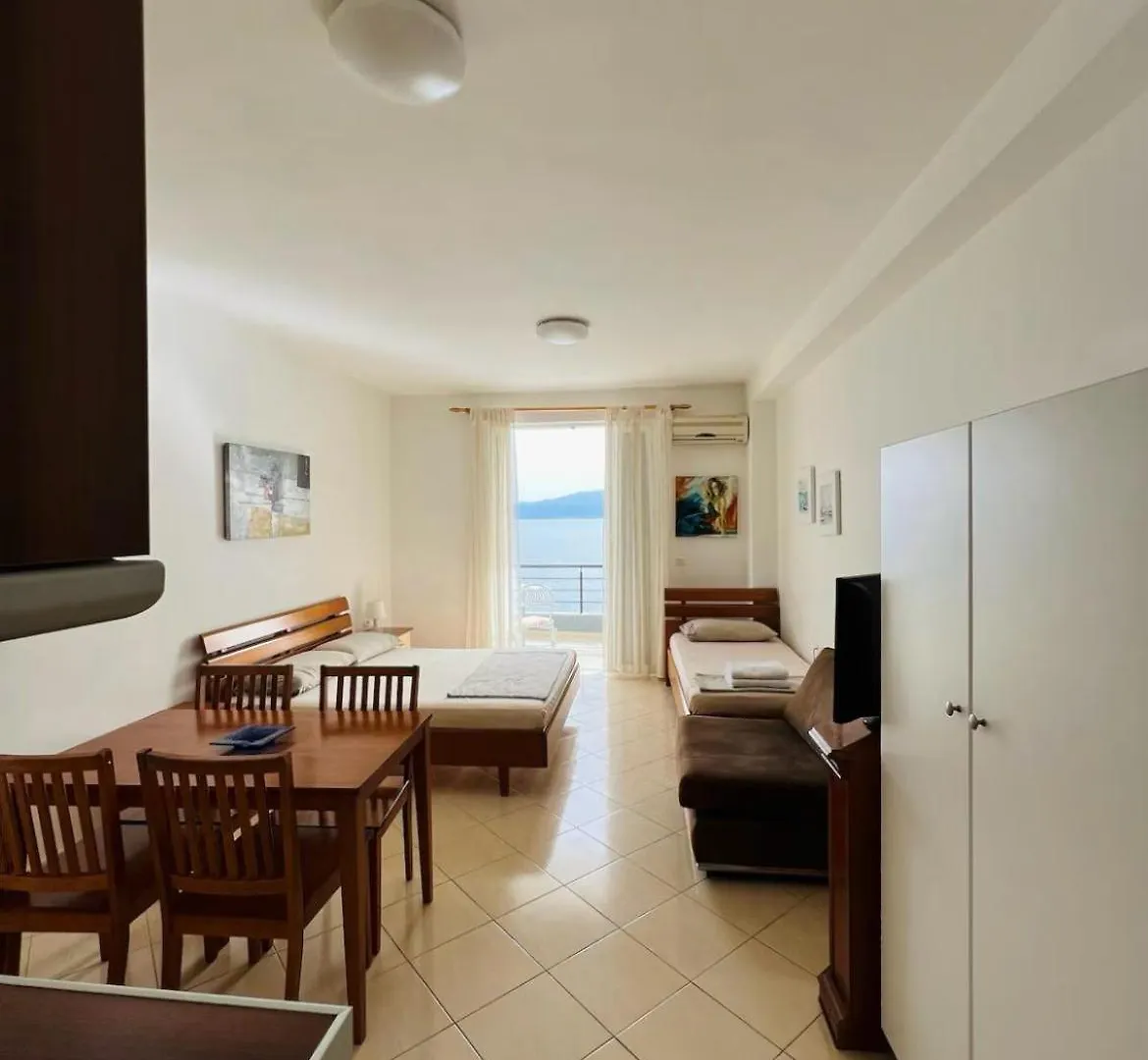 Beachfront Apartments Sarandë